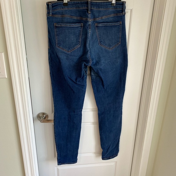 Old Navy Ripped Skinny Jeans (Tall) - Picture 7 of 9